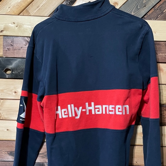 Men’s size large HH quarter zip. - Picture 3 of 4